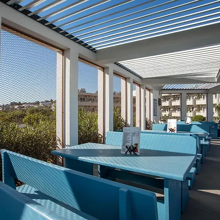 ヒルサイド スタジオ ＆ 3* ファリラキ