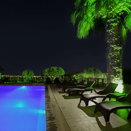 ヒルサイド スタジオ ＆ 3* ファリラキ