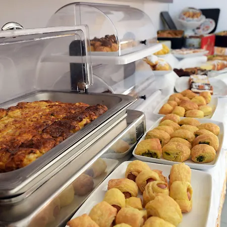 アパートホテル ヒルサイド スタジオ ＆ ファリラキ