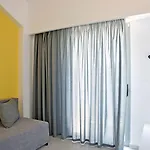 Hillside & Aparthotel 3*