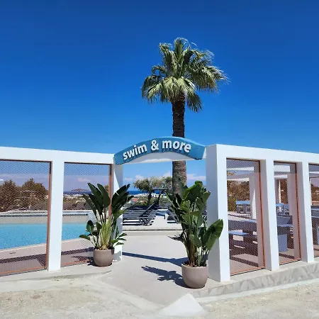 Apart-hotel Hillside & 3*