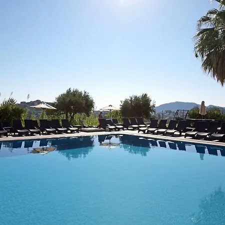 Hillside & Aparthotel