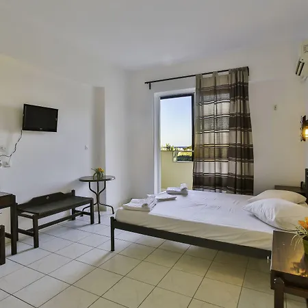 Hillside & Aparthotel