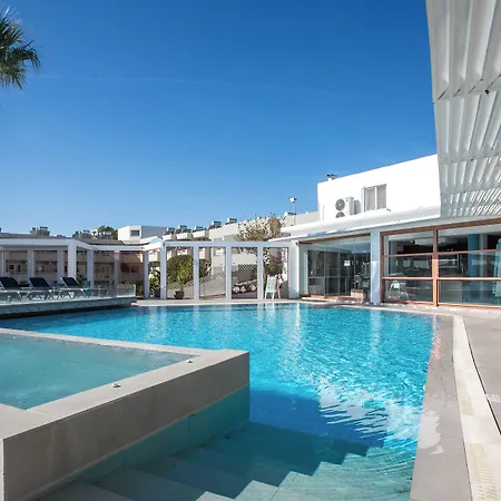 Aparthotel Hillside & 3*