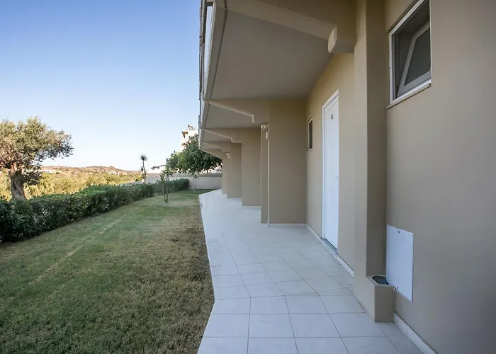 Appart hôtel Hillside & 3*