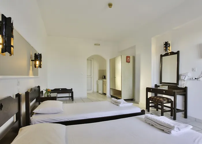 Hillside & شقة فندقية فاليراكي