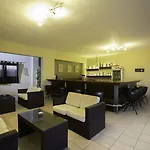 Aparthotel Hillside & 3*