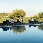Aparthotel Hillside & 3*
