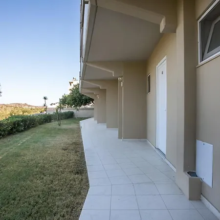 Apart-hotel Hillside & 3*