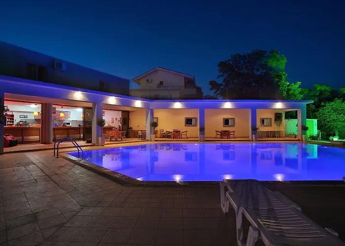 Apart-hotel Hillside &